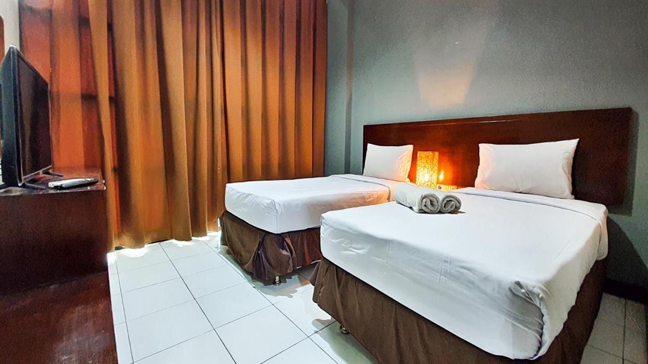 N1 Hotel Tanah Abang Yakarta Exterior foto